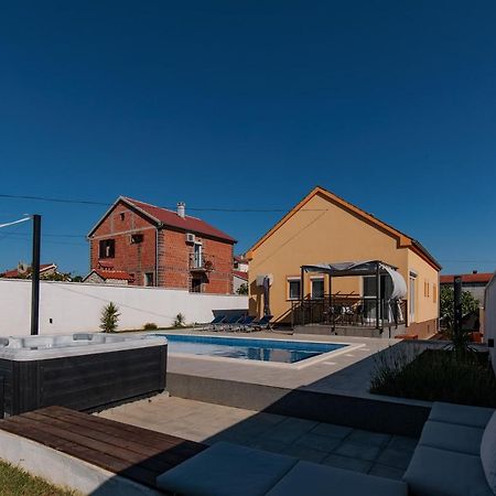 Villa Family And Friends Private Heated Pool With Jacuzzi Zadar Exterior foto